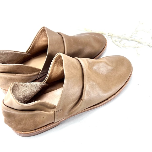 beek Tan Ankle Boots - Picture 7 of 15